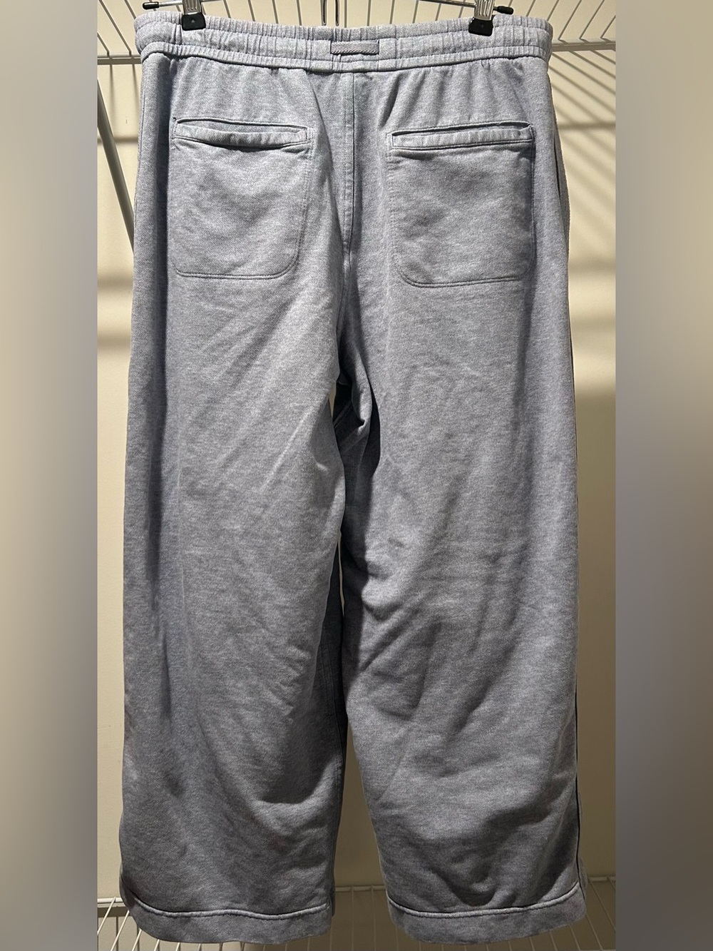Athleta Farallon Heathered Wide Crop Pants Gray Women’s 6 - Picture 3 of 5